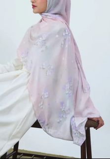 (Category: ) located in . Submitted by modestbeauty.sg (Listing ID 1414283013, Image 1). Description: .