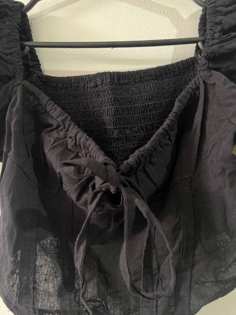Black Ribbon Crop Top (S-M) (Category: Shirts) located in Bulacan. Submitted by binisya (Listing ID 1414308226, Image 2). Description: .