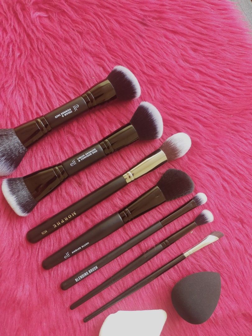 Branded Make Up Brush Set (Category: Makeup) located in Quezon City. Submitted by floreskari78555 (Listing ID 1414293075, Image 2). Description: Branded Make Up Brushes 1 set 2pcs Elf Dual Ended Make Up Brush 1pc Morphe Brush 1pc Nose Contour Brush 1pc Blending Brush 1pc Eyeshadow Brush 1pc Elf Angled Brush 1pc Teardrop Sponge Black 1pc Velvet Puff White available on hand via same day delivery lalamove or grab express and LBC/J&T Shipping.