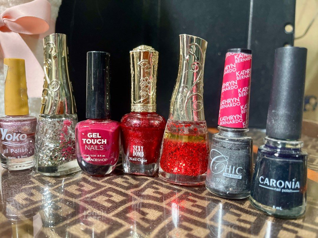 Bundle korea nail polish (Category: Hands & Nails) located in Angeles City. Submitted by ritenianstuff (Listing ID 1414306281, Image 2). Description: De clutter lng po Bago pa po mga flormar once lng ngamit Lp posted with freebie p Add sf 55 GCash payment .