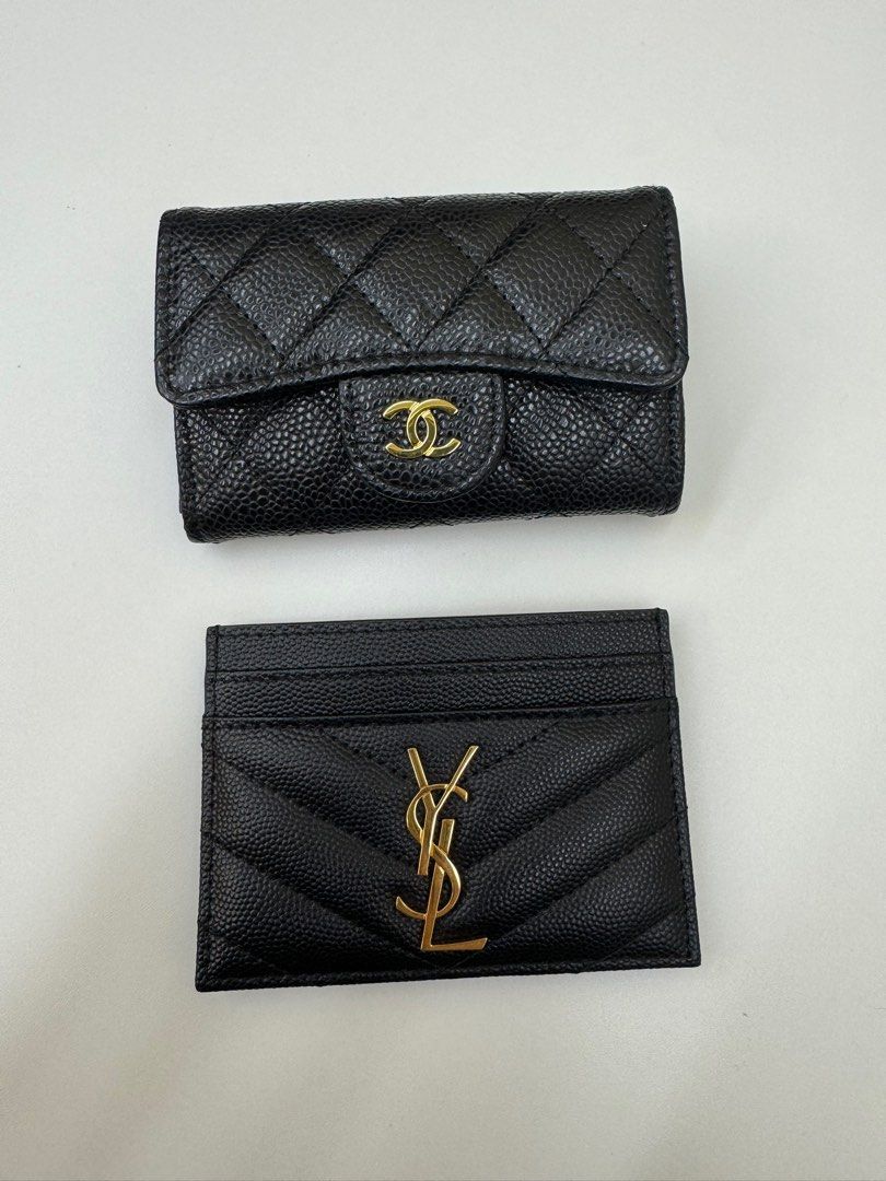 Chanel Wallet YSL Cardholder Chanel黑色魚子醬卡包 銀包仔 YSL卡套 （分類：手袋及銀包）位於 Hong Kong。 由 xx55cc 提交（商品編號 1414378463，圖片 1）。簡介： Chanel $1800 YSL $1300。