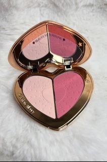 (Category: ) located in . Submitted by Amy.closet (Listing ID 1414290807, Image 1). Description: .