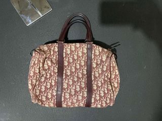 (Category: ) located in . Submitted by luxbag_ph (Listing ID 1414301733, Image 1). Description: .