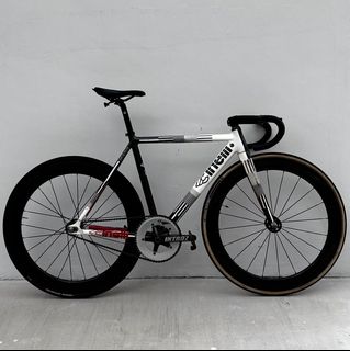 (Category: ) located in . Submitted by brandless_bikes (Listing ID 1414412504, Image 1). Description: .