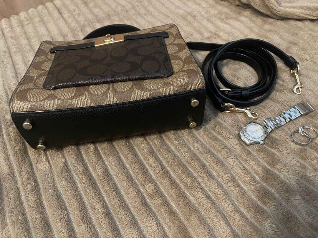 Coach Mini Lane (Category: Luxury Bags & Wallets) located in Subic. Submitted by dani70 (Listing ID 1414312636, Image 3). Description: Authentic Preloved Minimal signs of Usage Bought from Hawaii No dustbag With card.