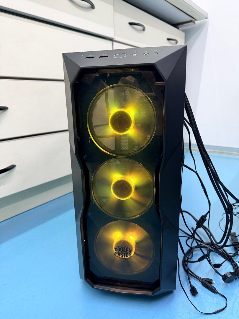 Cooler Master PC Case with Liquid Cooling65605866906114110