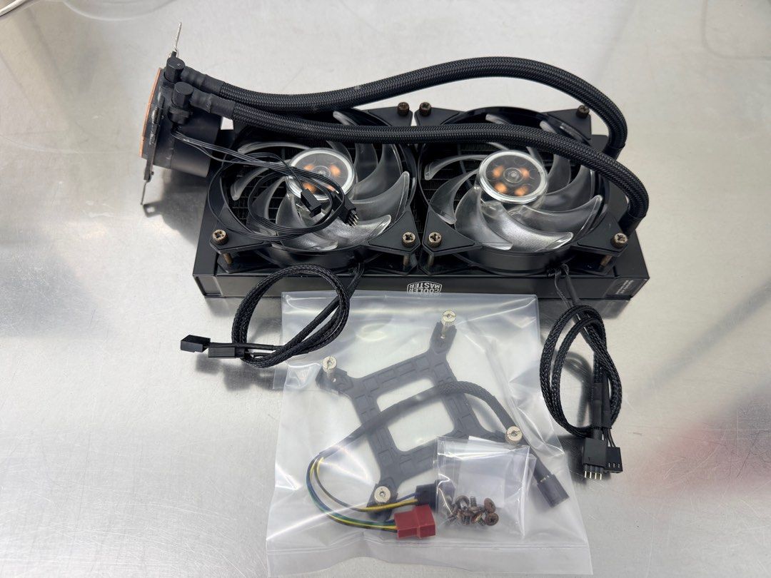 Cooler Master PC Case with Liquid Cooling65605866906114117
