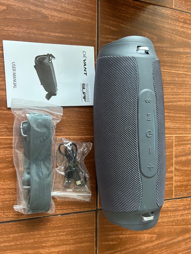 Devant Sonique Surf Portable Speaker (Category: Soundbars, Speakers & Amplifiers) located in Muntinlupa City. Submitted by fiercewind_0a834b (Listing ID 1414380081, Image 2). Description: - Devant Sonique Surf portable speaker - Bluetooth connectivity - Volume controls - Includes: User manual, charging cable, shoulder strap, and box - Location : Muntinlupa City .