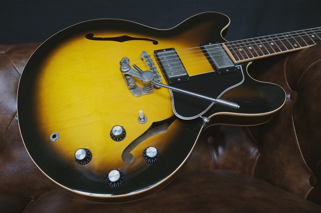 Gibson ES-335 (Yamano-Era) with Duesenberg Les Trem II, Hobbies & Toys ...