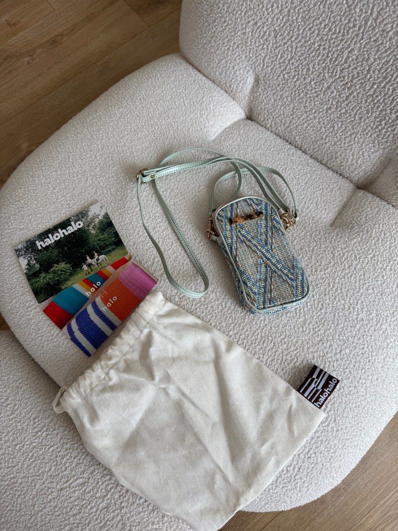 halohalo cellphone bag in blue (Category: Cross-body Bags) located in San Fernando. Submitted by endtrends (Listing ID 1414251009, Image 1). Description: halohalo cellphone bag in blue Brand new never used only kept! .