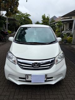 (Kategori: ) berada di . Dikirim oleh kindfernandez (ID iklan 1414277740, Gambar 1). Deskripsi: .