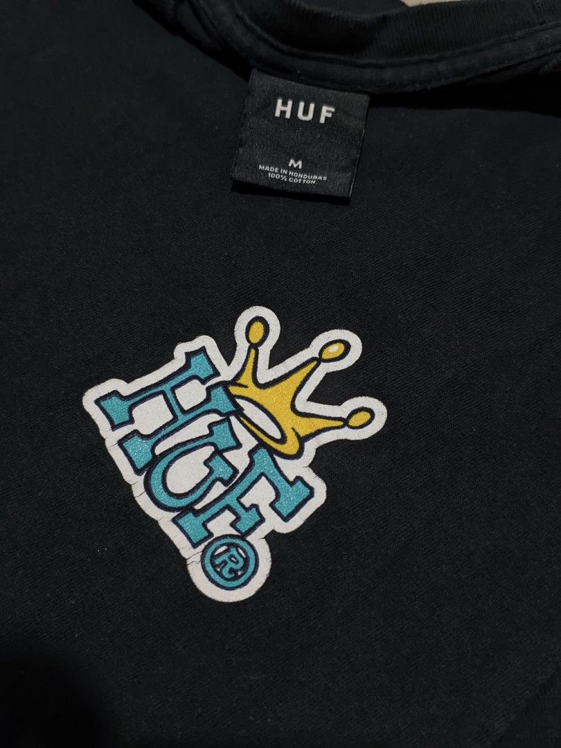 HUF Crown Logo T-shirt (Category: Tshirts & Polo Shirts ) located in Caloocan City. Submitted by wupeeram (Listing ID 1414397327, Image 3). Description: - HUF Crown Logo T-shirt - Size: Medium - Features: Crew neck, short sleeves - Material: Cotton - Measurements: L28, W20.