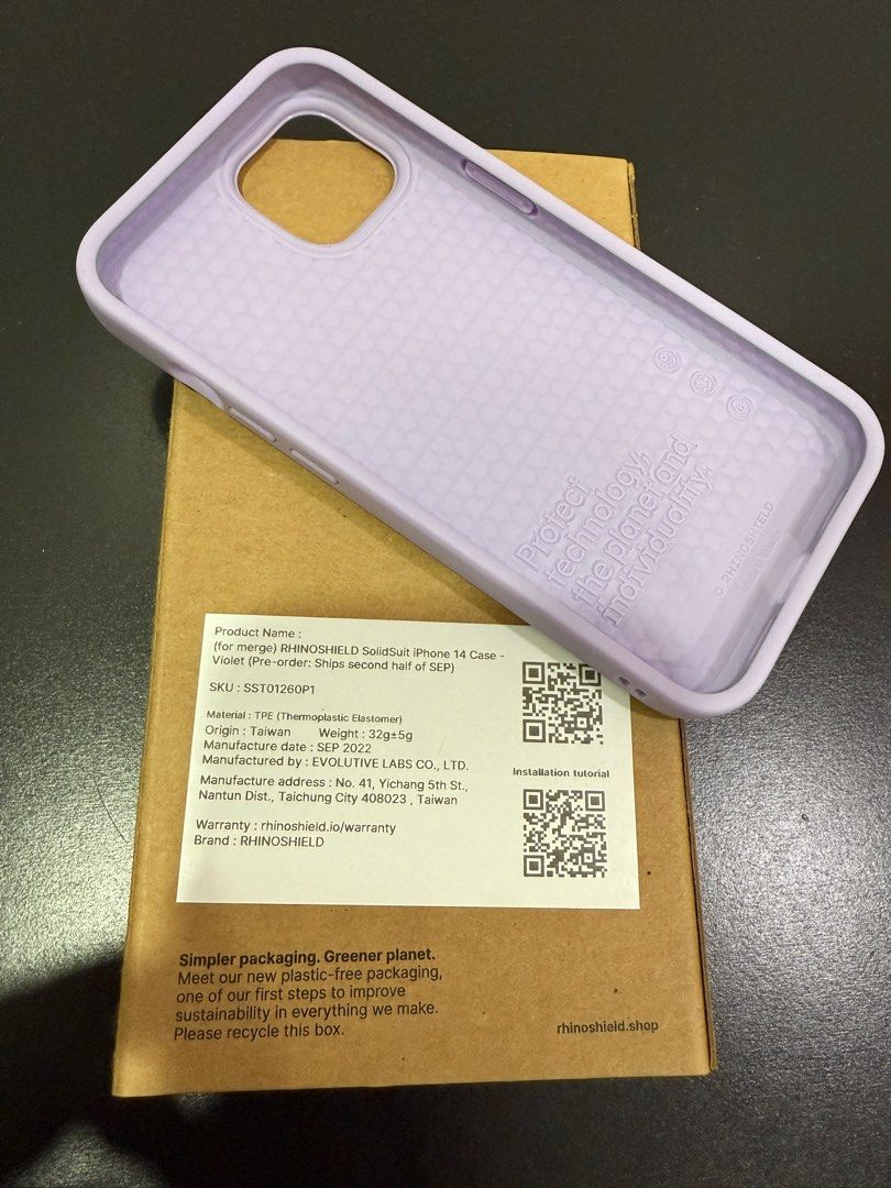 iPhone14 Rhinoshield solid suit (Category: Cases & Covers) located in Ipoh. Submitted by chong15094 (Listing ID 1414425982, Image 2). Description: .