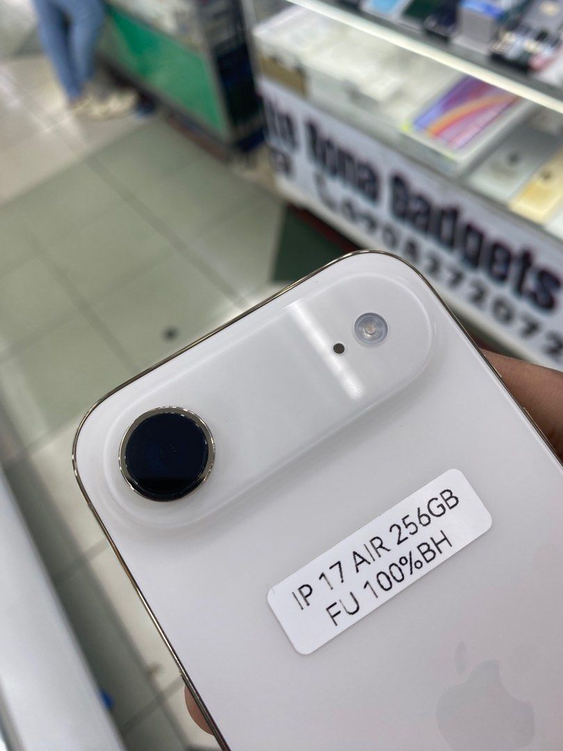 iPhone 17 Air e-sim 100%BH Openline Ntc Slightly Use Good as new (Category: iPhone Air Series) located in Manila. Submitted by benshop. (Listing ID 1414332039, Image 2). Description: FOR SALE | TRADE/SWAP BenShop Price :54,490 php ▫️On hand: iPhone 17 Air ▫️256 ▫️Openline/Factory unlocked ( E-SIM ) ▫️Cloud White ▫️100% Batt health ▫️Hong Kong variant ntc INCLUSIONS & FREEBIES: *CHARGER SET *CLEAR CASE *TEMPERED GLASS MODE OF TRANSACTION: ▫️ STORE