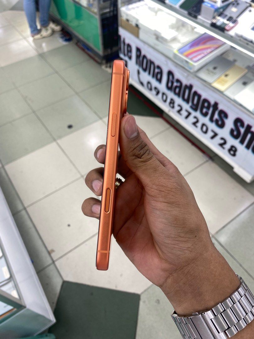 iPhone 17 Pro Max 1TB 100% BATT SLIGHTLY USE NTC OPENLINE (Category: iPhone 17 Series) located in Manila. Submitted by benshop. (Listing ID 1414332994, Image 3). Description: FOR SALE | TRADE/SWAP BenShop Price :98,490 php ▫️On hand: iPhone 17 Pro Max ▫️1TB ▫️Openline/Factory unlocked ▫️Orange ▫️100% Batt health ▫️Ntc Local Variant INCLUSIONS & FREEBIES: *CHARGER SET *CLEAR CASE *TEMPERED GLASS MODE OF TRANSACTION: ▫️ STORE PICK UP (Preferred) ▫️