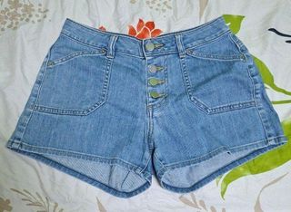 (Category: ) located in . Submitted by nojaems (Listing ID 1414266047, Image 1). Description: .