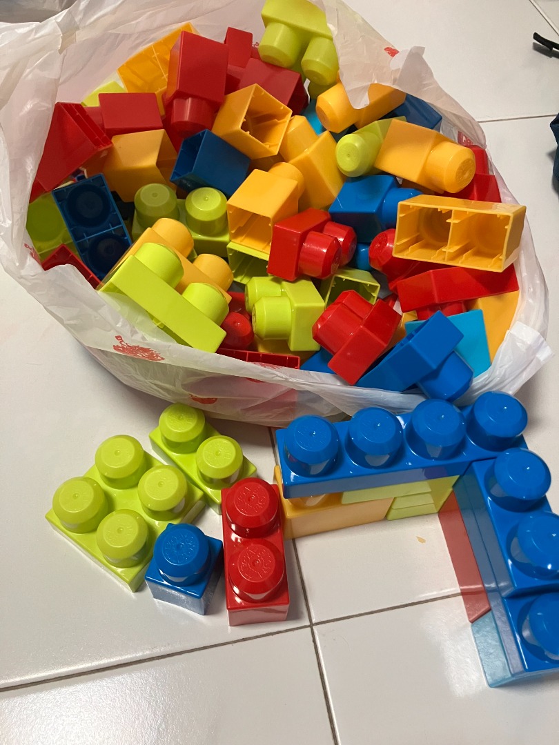 Mega Bloks Building Blocks - Assorted Colours, Hobbies & Toys, Toys ...