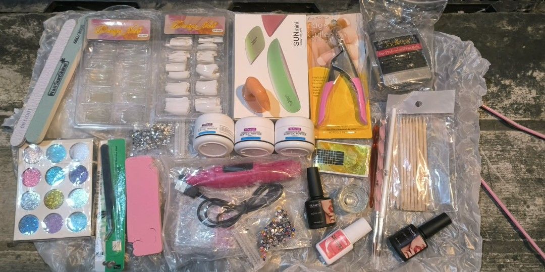 Nail Gel Extension Beginner Set (Category: Hands & Nails) located in Cavite. Submitted by cappfinds86177 (Listing ID 1414417023, Image 2). Description: bnew all gentri cavite cod lalamove or shipping.