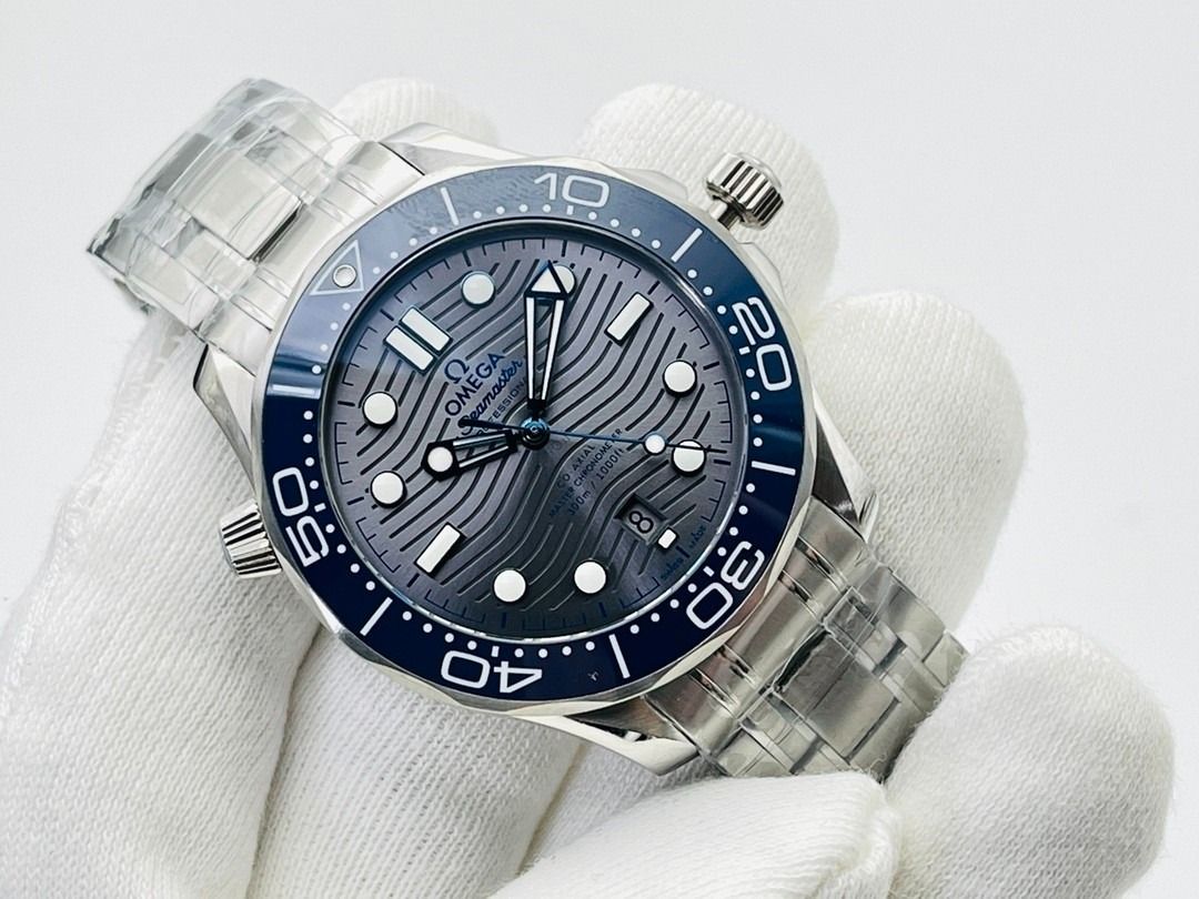 OMEGA Seamaster 300M Watch Series (Category: Men's Watches) located in Pateros City. Submitted by keenriver2de (Listing ID 1414326688, Image 2). Description: .