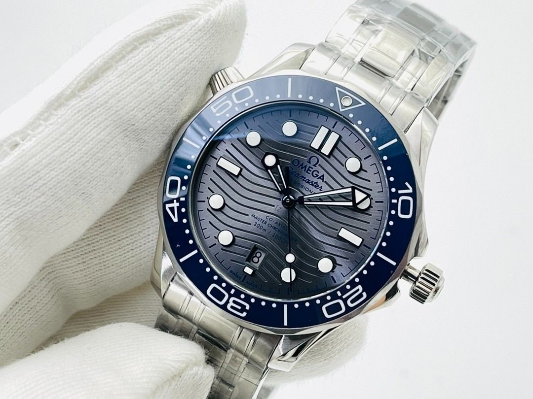 OMEGA Seamaster 300M Watch Series (Category: Men's Watches) located in Pateros City. Submitted by keenriver2de (Listing ID 1414326688, Image 3). Description: .
