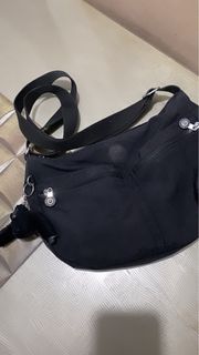 (Category: ) located in . Submitted by didi085 (Listing ID 1414275444, Image 1). Description: .