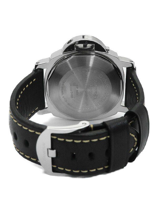 Panerai Luminor GMT 44mm PAM00088 E 2002 Men's Automatic (Category: Men's Watches) located in Las Pinas. Submitted by daisuki_japan_luxury_by_reiko (Listing ID 1414348459, Image 3). Description: Name: Luminor GMT 44mm Model Number: PAM00088 (OP6554) Year: E-number, manufactured in 2002 Type: Men's Color: Black Type: Automatic Daily Accuracy (Laid Flat): -3 seconds (Varies depending on usage) Material: Stainless Steel (including genuine buckle) / 