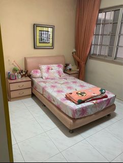 (Category: ) located in . Submitted by m4aark (Listing ID 1414294989, Image 1). Description: .