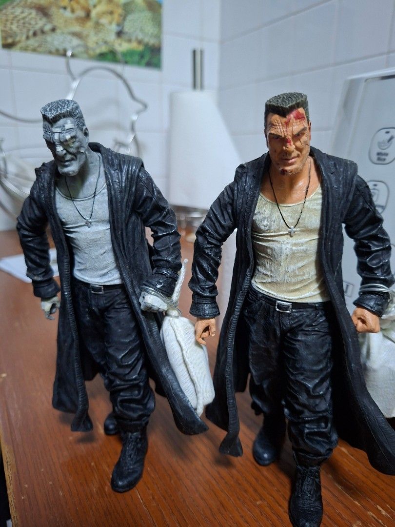 Figurine McFarlane Sin City - Marv Bloody Version - Collection - Occasion