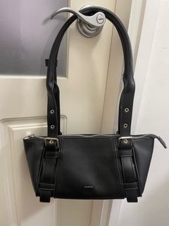 （分類：）位於 。 由 grabsomethingg 提交（商品編號 1414398101，圖片 1）。簡介： 。