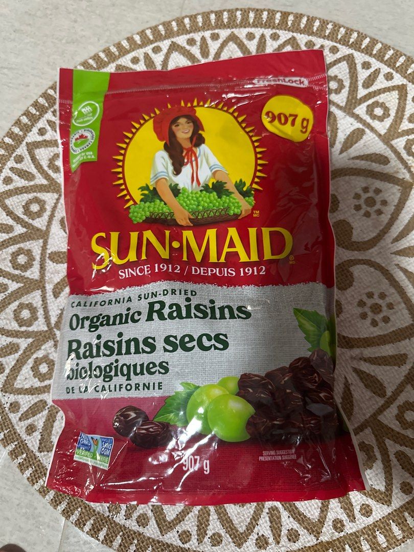 Sun-Maid Organic Raisins 907g (Category: Health Food, Drinks & Tonics) located in Makati City. Submitted by twodoxies (Listing ID 1414325969, Image 1). Description: - SunMaid Organic Raisins - 907g pack - Certified organic - California sun-dried - Best before: September 22, 2026 - Perfect for snacking - Great for recipes Bought in Canada. Extra Pack.