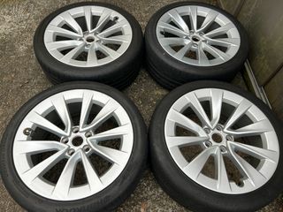 （分類：）位於 。 由 seven1816 提交（商品編號 1414384972，圖片 1）。簡介： 。