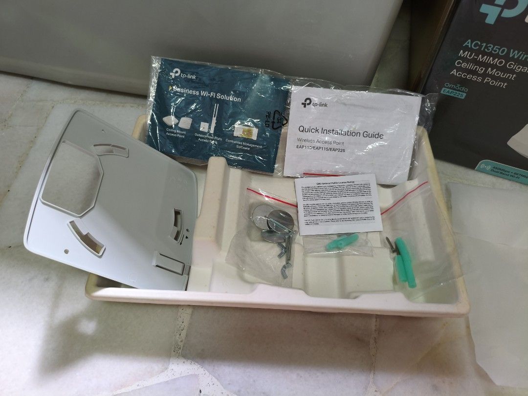 TP-Link EAP225V3, AC1350 Wireless Ceiling Mount Access Point448285667943393283