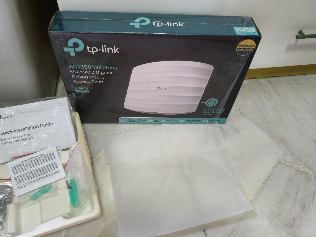 TP-Link EAP225V3, AC1350 Wireless Ceiling Mount Access Point448285667943393281