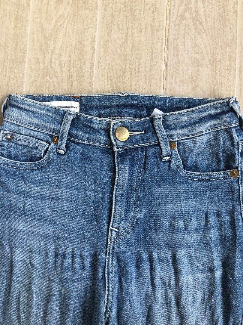 True Religion Caia Skinny Jeans (Category: Jeans) located in Tagum. Submitted by _mr.thrifter (Listing ID 1414365300, Image 3). Description: - Authentic True Religion Caia skinny jeans - Light wash - Skinny leg - Classic five-pocket design - Zip fly and button closure - True Religion logo on back pocket - Made in the USA Dimes: W24-29 L:40 T:9.5 Hem:5 .