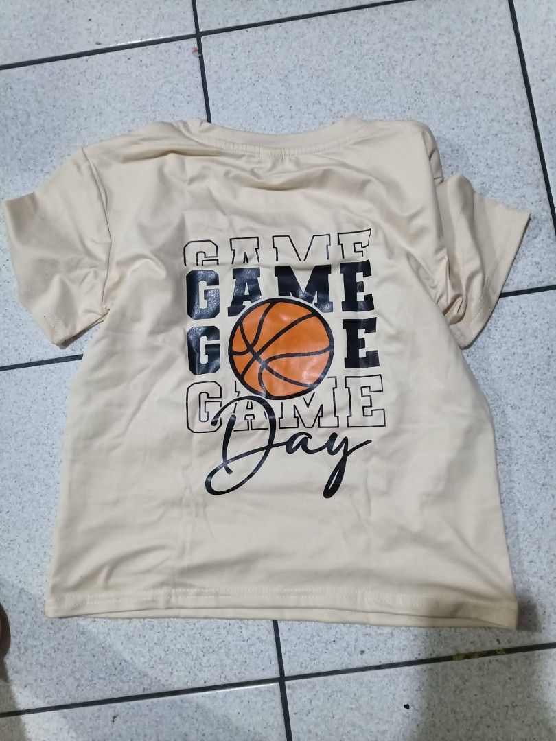 Tshirt for kids (Category: Babies & Kids Fashion) located in Pasig City. Submitted by jessentials (Listing ID 1414270766, Image 2). Description: .