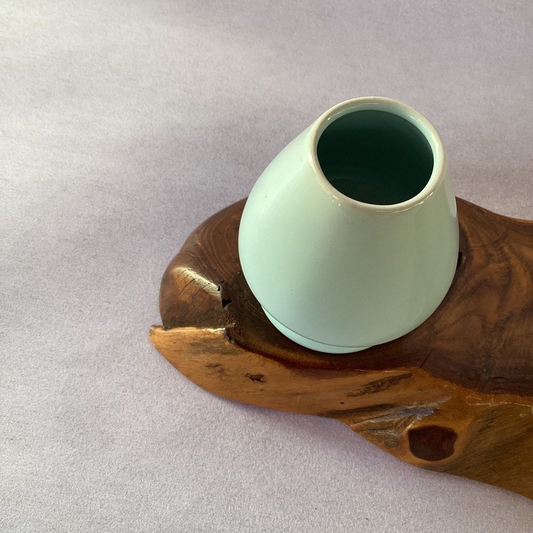 Whisk / Chasen Holder (Category: Coffee & Tea Tableware) located in Davao. Submitted by atbpshop192593 (Listing ID 1414436999, Image 3). Description: Php275 Ceramic Whisk / Chasen Stand H: 3 inches Please REVIEW PHOTOS First to pay .
