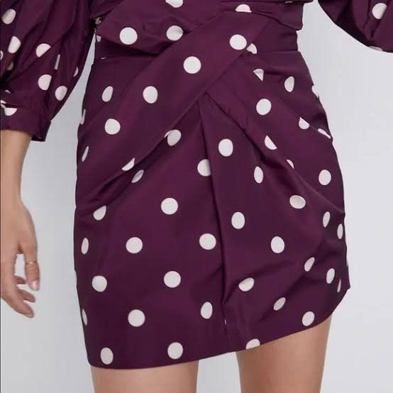 Zara Polka Dot Coordinates (Category: Dresses) located in Taguig. Submitted by deeclutter88 (Listing ID 1414367893, Image 3). Description: deep purple with polka dots. Features a square neckline, long sleeves, and a wrap-style skirt with a waist tie. Great for nights out!.