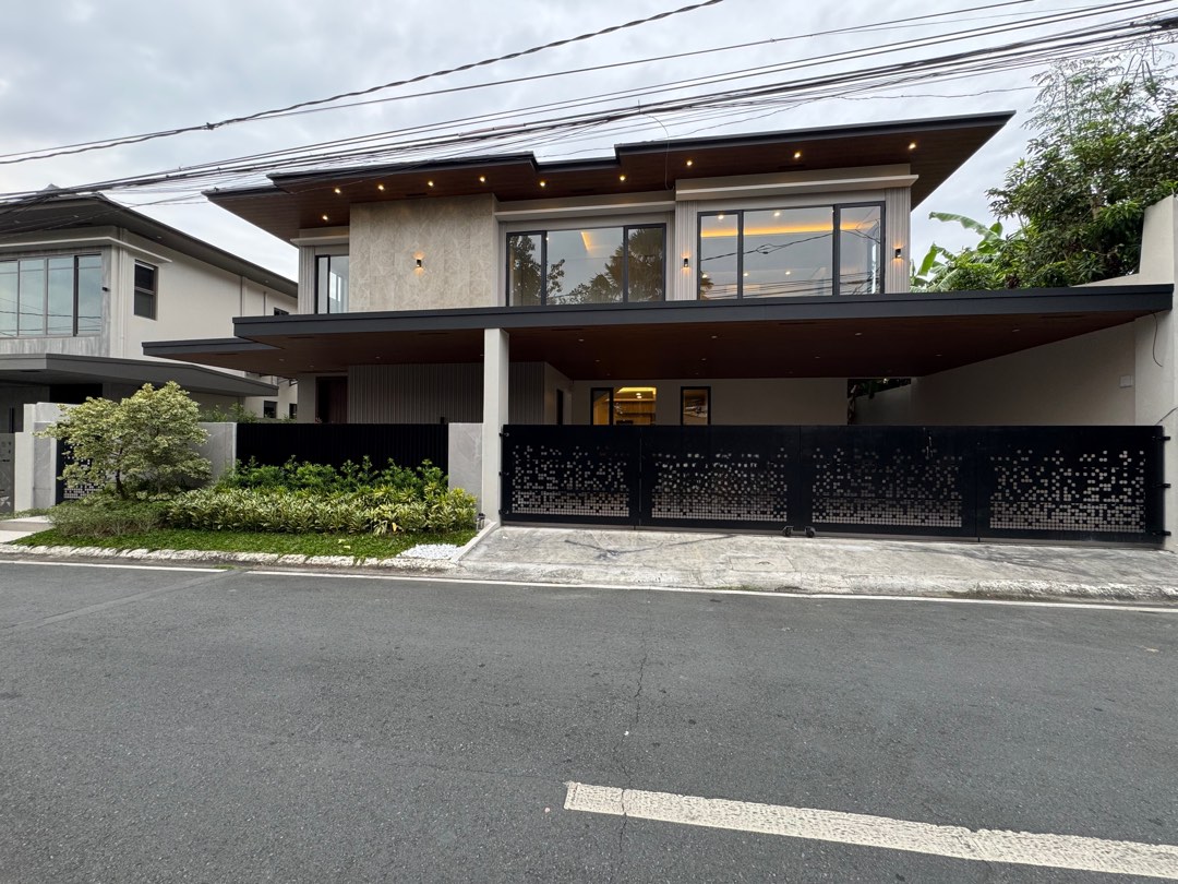 (Category: ) located in . Submitted by blesshomes.09178444676 (Listing ID 1414541306, Image 1). Description: .
