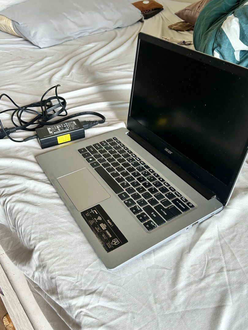 Acer Aspire 3 (2023) (Category: Laptops & Notebooks) located in Caloocan City. Submitted by janinedjrod (Listing ID 1414619193, Image 2). Description: Used for work from home, scratches on the body but no issues with function. Intel Core processor, 256GB storage, 8GB RAM. Upgraded to Mac (rfs)..