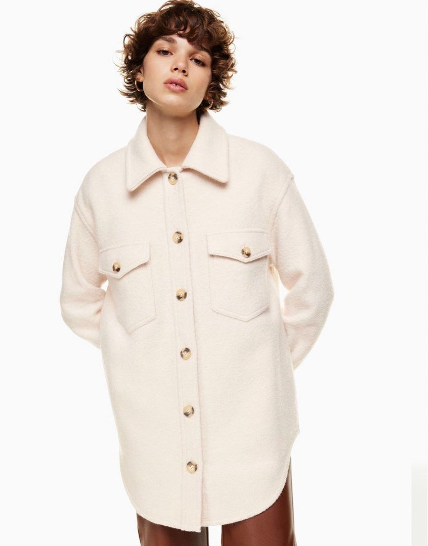 Aritzia Ganna Wool Jacket Coat (Category: Coats, Jackets and Outerwear) located in San Juan City. Submitted by declutterclosetcleanup (Listing ID 1414615239, Image 1). Description: Size Small.