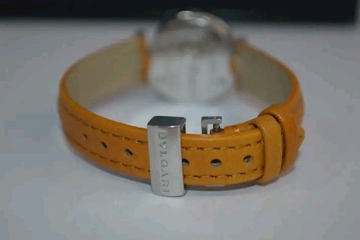 Authentic Bvlgari b.zero Watch (Category: Luxury Watches) located in Pasig City. Submitted by castlescollections (Listing ID 1414543621, Image 2). Description: authentic bvlgari b.zero watch with box in good condition guaranteed authentic.