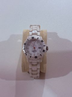 (Category: ) located in . Submitted by shoprinat (Listing ID 1414569193, Image 1). Description: .