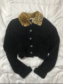 (Category: ) located in . Submitted by _theoldwardrobe (Listing ID 1414605431, Image 1). Description: .
