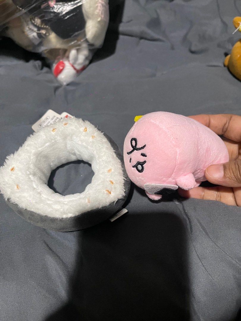 BT21 RJ Sushi Plush Keychain (Category: Plushies & Soft Toys) located in Muntinlupa City. Submitted by joanofarc1013 (Listing ID 1414563442, Image 2). Description: - BT21 RJ plush keychain. - Features RJ as a cute sushi character. - New with tags. - Includes a keychain for easy attachment. - Great for bags, keys, or as a collectible..