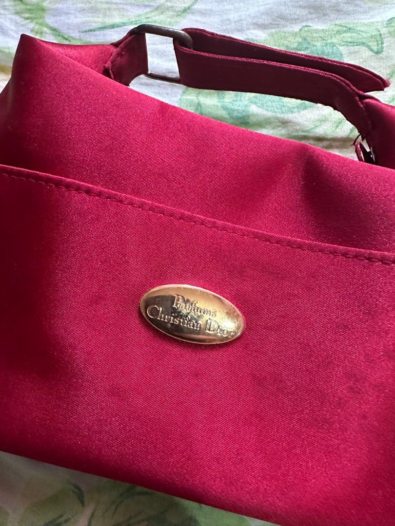 christian dior perfume bag - check description (Category: Luxury Bags & Wallets) located in Imus. Submitted by solthrifts (Listing ID 1414478257, Image 2). Description: Issue/s: Needs general cleaning Seeing offers ! : ) 📌 Payment within 24 hours 📌 Mode of Payment: GCASH only 📌 Mode of Delivery: J&T | Lalamove (sdd) Current offer: N/A — Check: Nika Bentables on Facebook for faster updates.