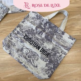 (Category: ) located in . Submitted by rosedeluxe.boutique (Listing ID 1414499618, Image 1). Description: .
