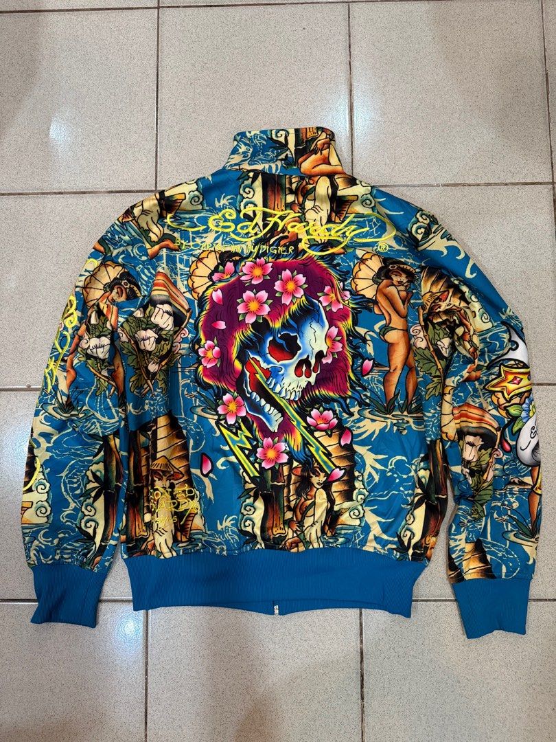 Ed Hardy (Category: Activewear) located in Manila. Submitted by weart (Listing ID 1414615702, Image 1). Description: Christian Audigier Php 7,000 Size: Large Width: 19 Length: 26 📩Dm me if you got questions📩 What u see is what u get Samplaoc, Manila Pick up Orange house.