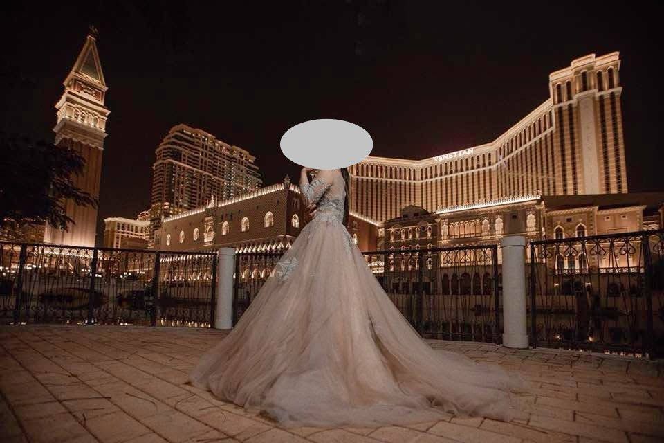 Elegant Long-Sleeved Wedding Gown (Category: Evening dresses & gowns) located in Pasig City. Submitted by blushonline (Listing ID 1414467828, Image 2). Description: Selling my Pre-nuptial wedding gown. .