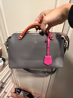 (Category: ) located in . Submitted by branded_closet01 (Listing ID 1414590747, Image 1). Description: .