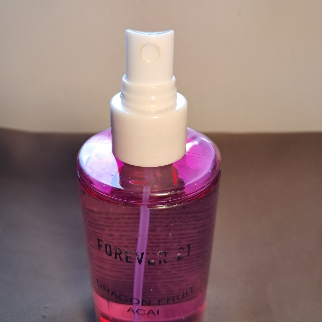 Forever 21 Dragon Fruit Acai Body Mist (Category: Fragrance & Deodorants) located in San Jose. Submitted by cupcake_803 (Listing ID 1414566235, Image 3). Description: ✽ Forever 21 Body Mist ✽ Scent: Dragon Fruit & Acai ✽ Volume: 237ml Price: PHP 600 MOP: GCash only Payment first before shipping No returns.